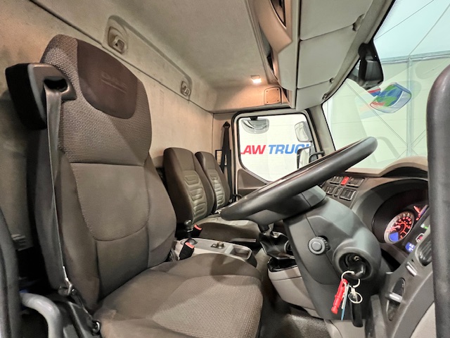 DAF LF 230 Dropside Scaffolding Truck Manual
