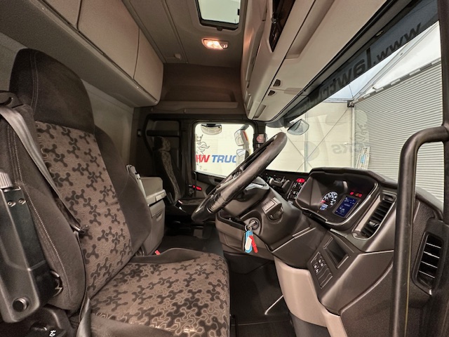Scania S450 6×2 Midlift Highline Tractor Unit