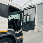Scania P250 4×2 Sleeper Cab Box Van Manual - thumbnail
