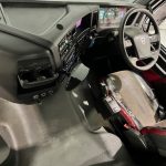 Volvo FMX 410 8×4 Day Cab Steel Tipper - thumbnail