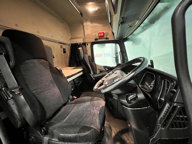 Mercedes Actros 2545 6×2 Midlift Tractor Unit