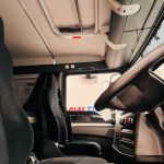 MAN TGM 18.250 Sleeper Cab Curtainsider - thumbnail