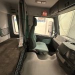 Volvo FM12 340 Rear Lift Sleeper Beavertail - thumbnail