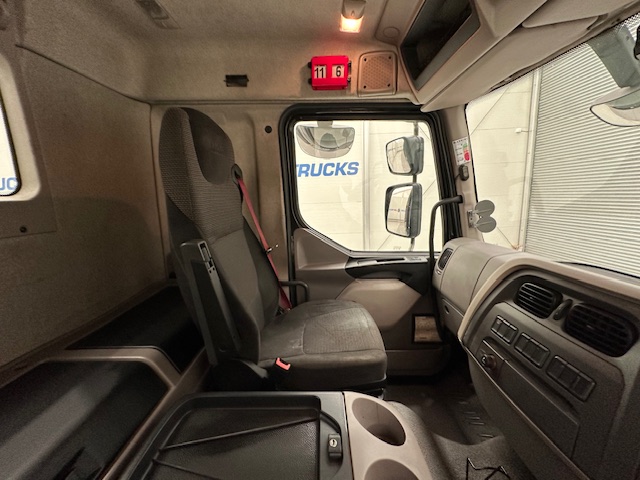 DAF LF 260 4×2 Urban Tractor Unit Trailer