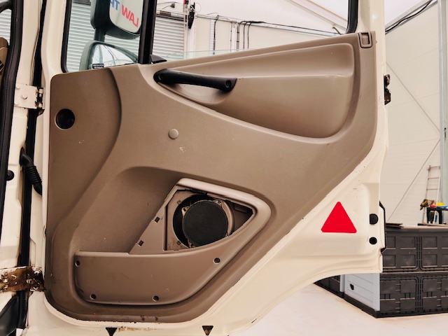 DAF CF85 410 8×4 Day Cab Hookloader Manual