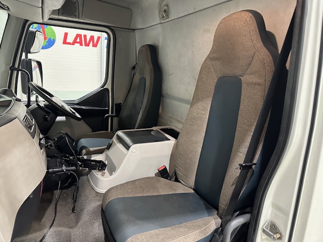 Volvo FL 240 4×2 Day Cab Box Van