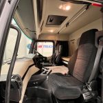 Mercedes Actros 1824 4×2 Sleeper Cab Curtainsider - thumbnail
