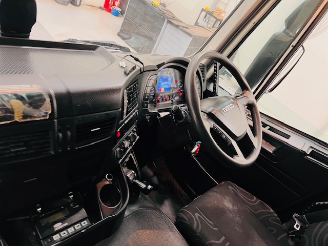 Iveco Stralis 310 AT 6×2 Fridge Box