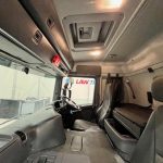 Scania P230 4×2 Sleeper Cab Curtainsider - thumbnail