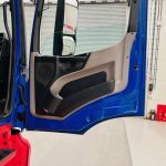 Mercedes Actros 1824 Day Cab Curtainsider - thumbnail