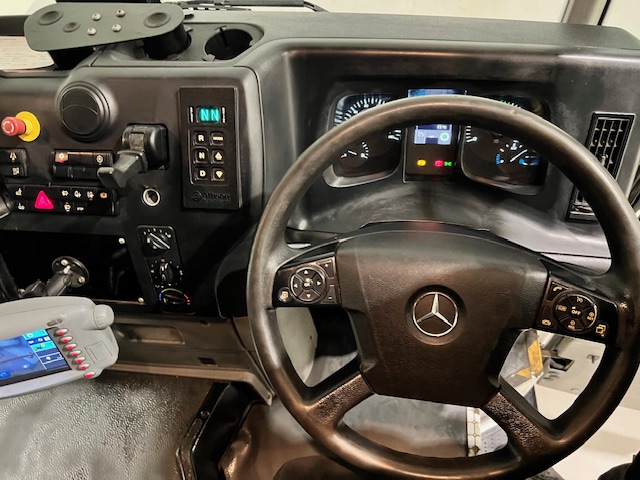 Mercedes Econic 2630 6×2 Refuse Bin Lorry