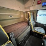 Volvo FH16 750 6×2 Midlift Tractor Unit - thumbnail