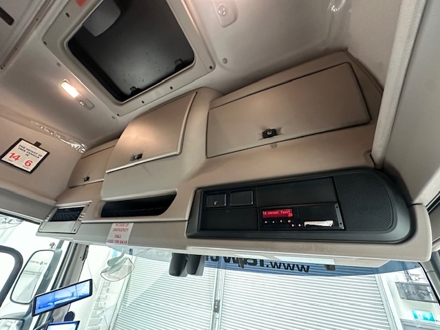 DAF CF 450 6×2 Space Cab Tractor Unit