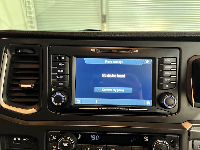 Scania R450 6×2 Midlift Tractor Unit