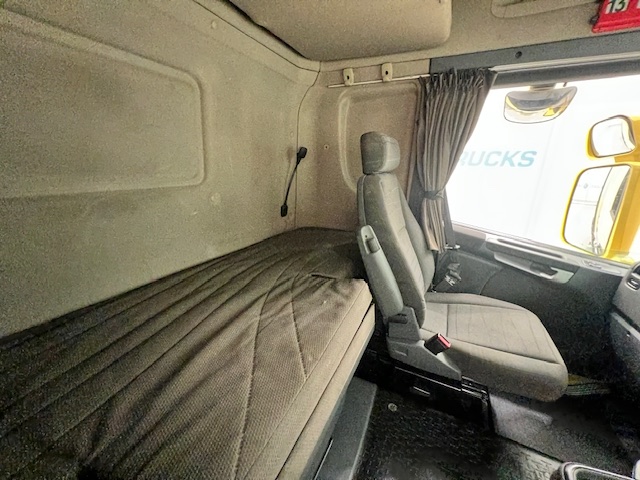 Scania R480 6×2 Midlift Topline Tractor Unit