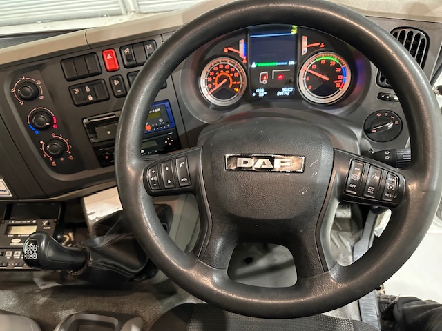 DAF LF 220 Day Cab Fridge Box