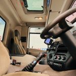 DAF CF85 410 8×4 Day Cab Hookloader Manual - thumbnail