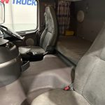 Volvo FM 300 6×2 Sleeper Cab Curtainsider - thumbnail