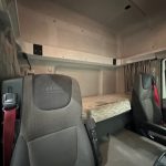 DAF CF 330 6×2 Rear Lift Sleeper Cab Curtainsider - thumbnail