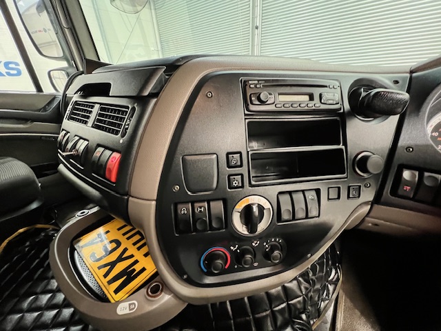 DAF XF105 460 6×2 Space Cab Tractor Unit