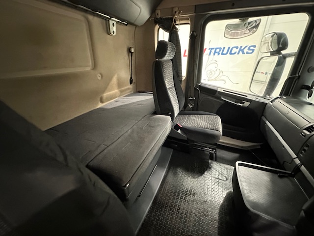 Scania R480 6×2 Midlift Tractor Unit Manual