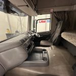 DAF CF 310 Sleeper Cab Curtainsider - thumbnail