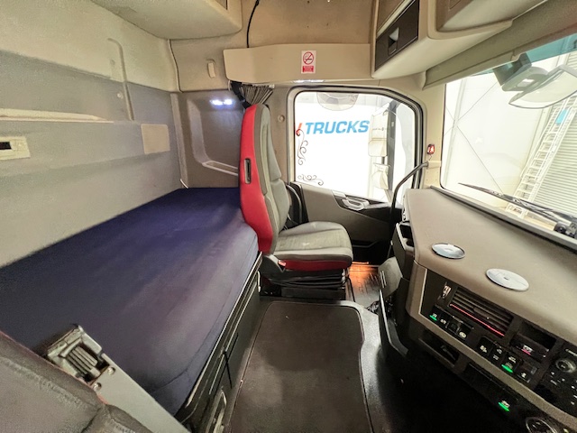 Volvo FH 500 6×2 Sleeper Cab Midlift Tractor Unit