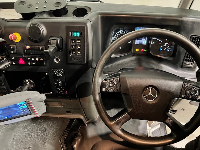 Mercedes Econic 2630 6×2 Refuse Bin Lorry