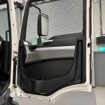 MAN TGM 18.250 4×2 Sleeper Cab Curtainsider - thumbnail