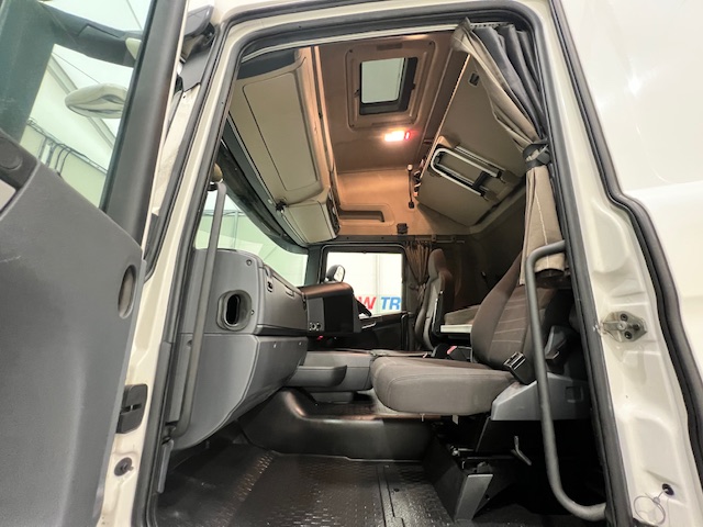 Scania R450 6×2 Midlift Topline Tractor Unit