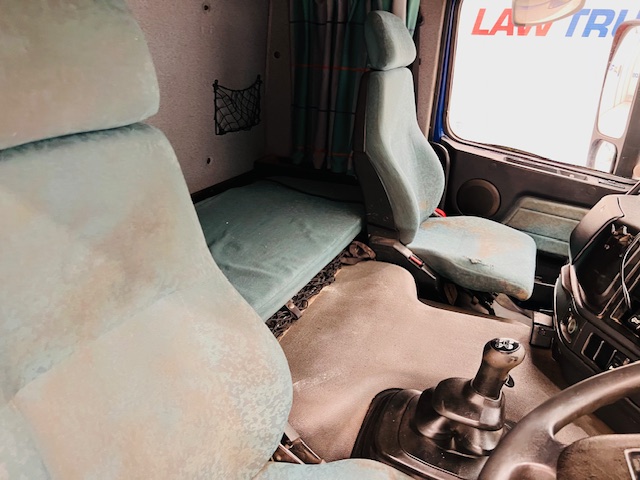 Volvo FM7 250 Globetrotter Flatbed