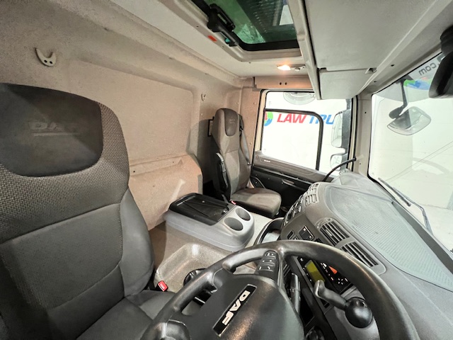DAF CF 260 4×2 Day Cab Fridge Box