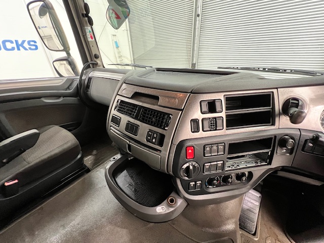 DAF XF 460 6×2 Midlift Tractor Unit