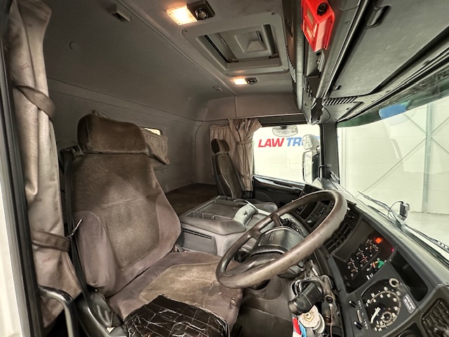 Scania P94 230 Sleeper Cab Curtainsider