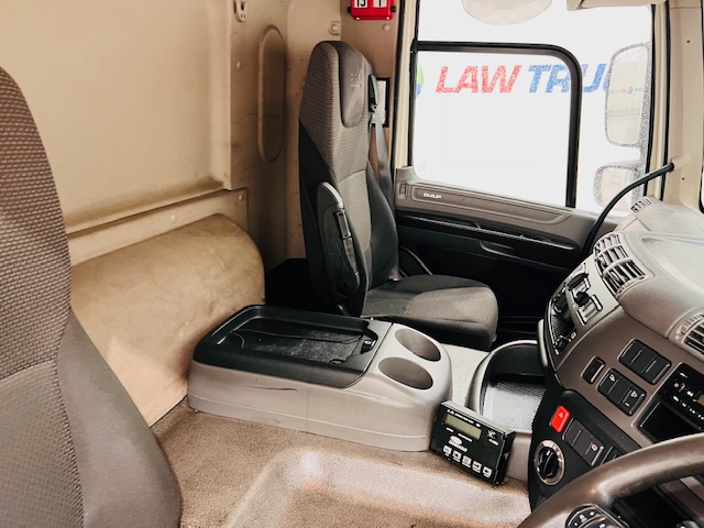 DAF CF 250 4×2 Day Cab Fridge Box