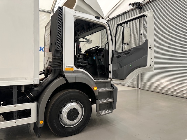 Mercedes Axor 1824 Day Cab Box Van