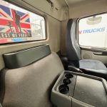 Volvo FM 460 8×4 Steel Tipper Grab - thumbnail