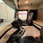 Mercedes Actros 1824 4×2 Sleeper Cab Curtainsider - thumbnail