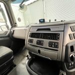 DAF XF 460 4×2 Super Space Cab Tractor Unit - thumbnail