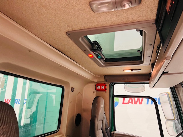 DAF CF75 310 Rear Lift Day Cab Dropside Brick Grab