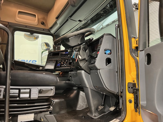 Scania R450 6×2 Rear Lift Tractor Unit PTO