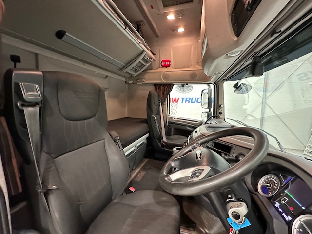 DAF XF 480 6×2 Midlift Tractor Unit