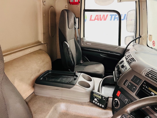 DAF CF 250 4×2 Day Cab Fridge Box