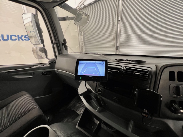Mercedes Axor 1824 Day Cab Fridge Box