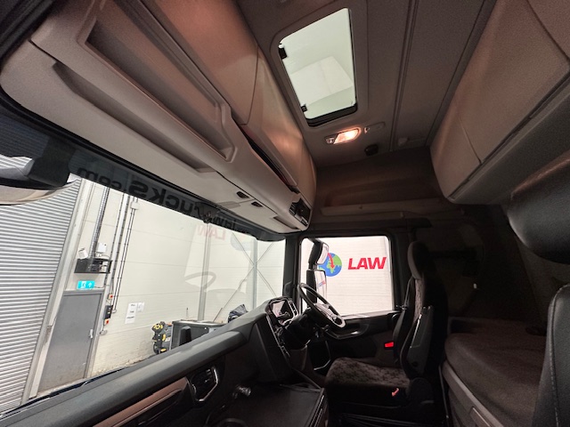 Scania R450 6×2 Midlift Highline Tractor Unit