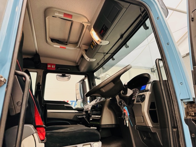 MAN TGS 26.360 6×2 Sleeper Cab Box Van