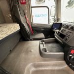 DAF CF 370 6×2 Sleeper Cab Fridge Box - thumbnail