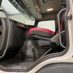 Volvo FMX 420 8×4 Day Cab Steel Tipper - thumbnail