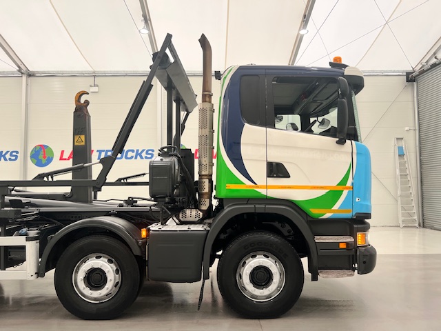 Scania G410 8×4 Rest Cab Hookloader Drawbar