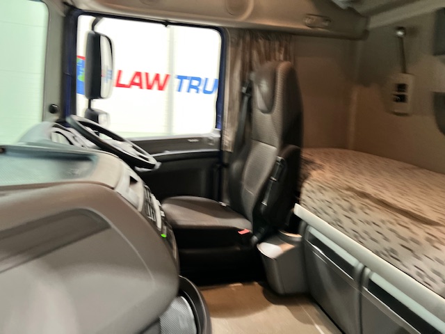 DAF XF 510 6×2 Midlift Tractor Unit